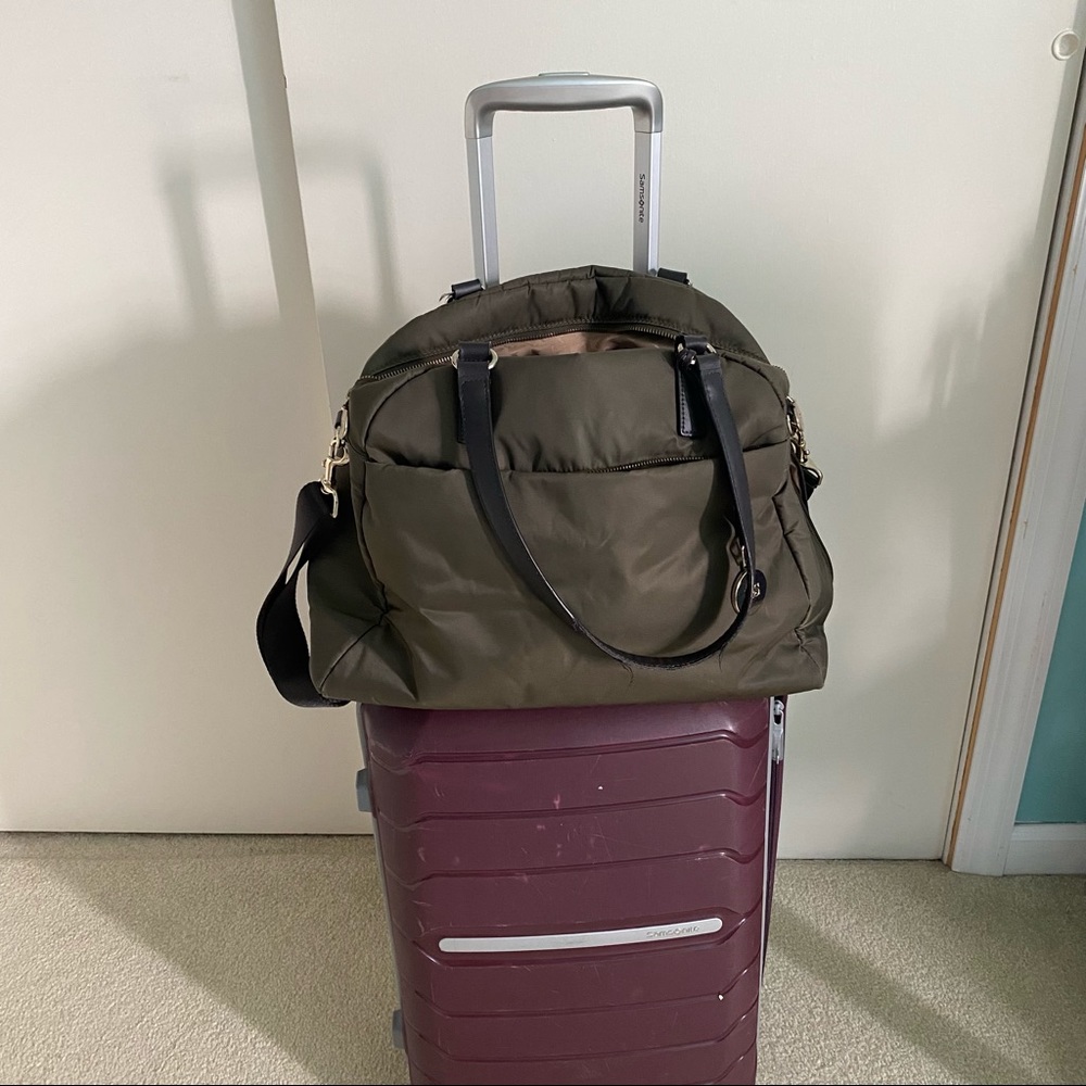 Lo & Sons O.G. Bag in Army Green